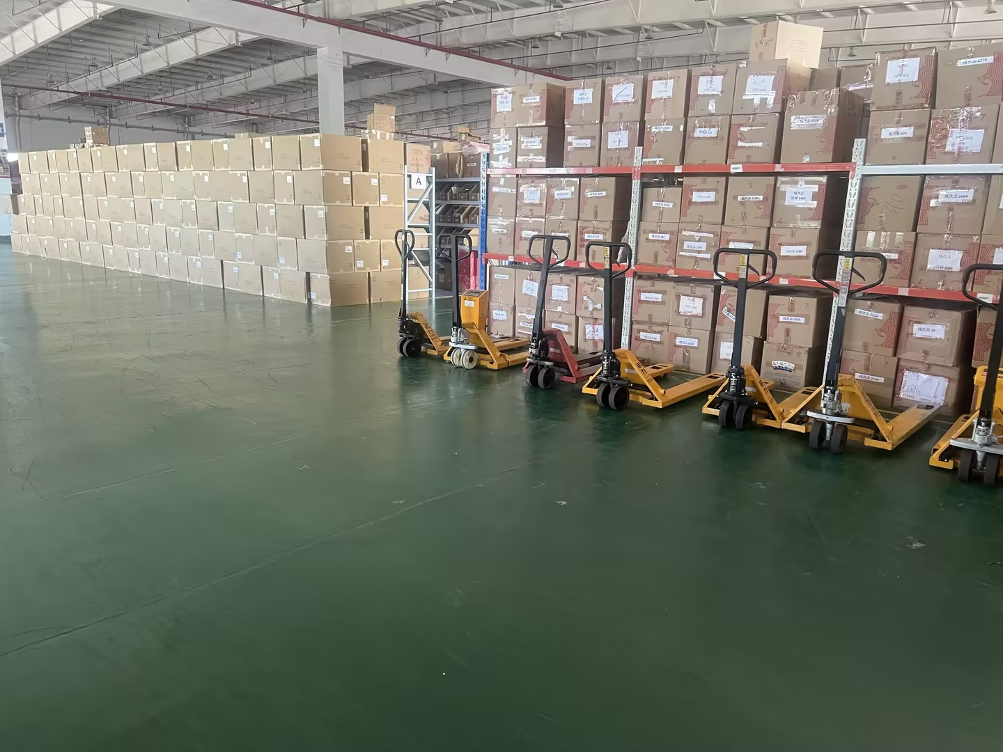 电商仓储智能化、自动化升级加快，提升作业效能与质量