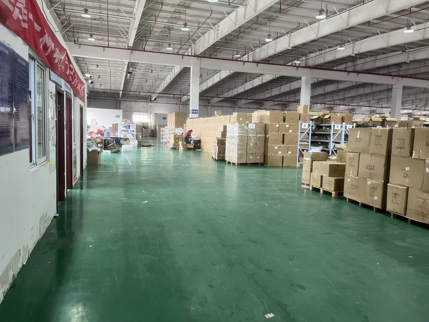 ce80eb6b-8cd8-40c2-8430-eb0f810efd25.jpg ce80eb6b-8cd8-40c2-8430-eb0f810efd25.jpg