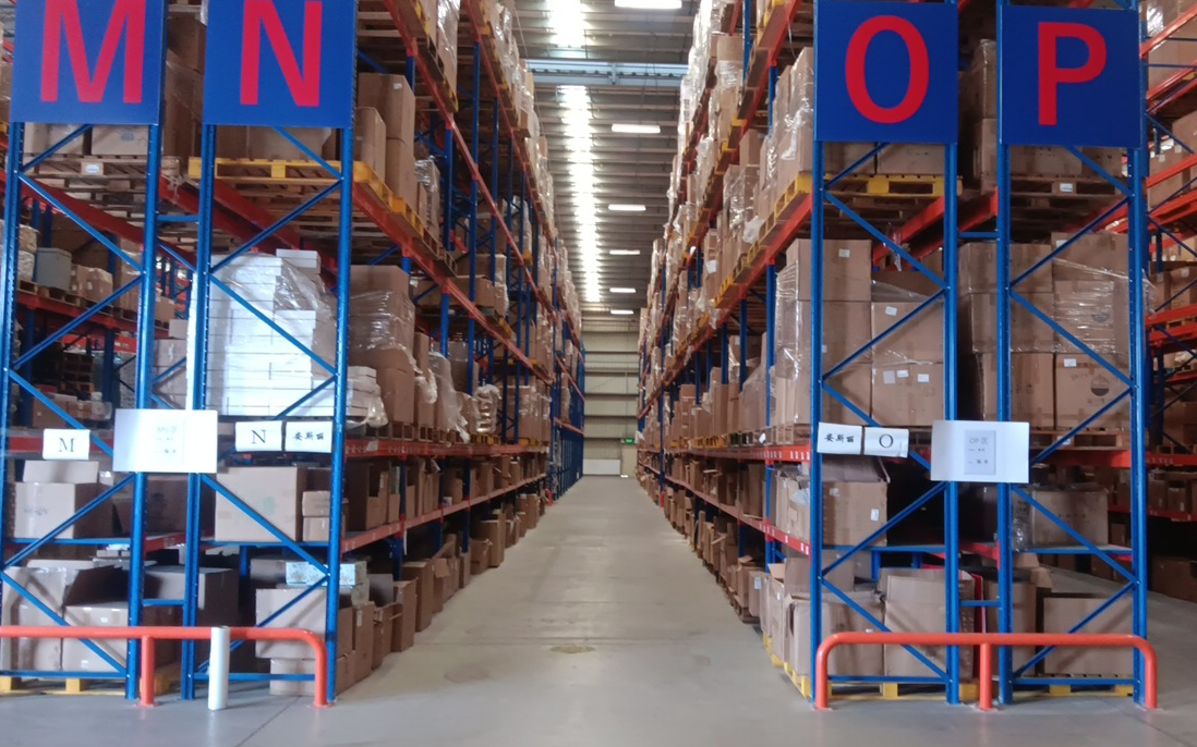 服装仓库托管服务：植入“智能基因”，实现三层升级